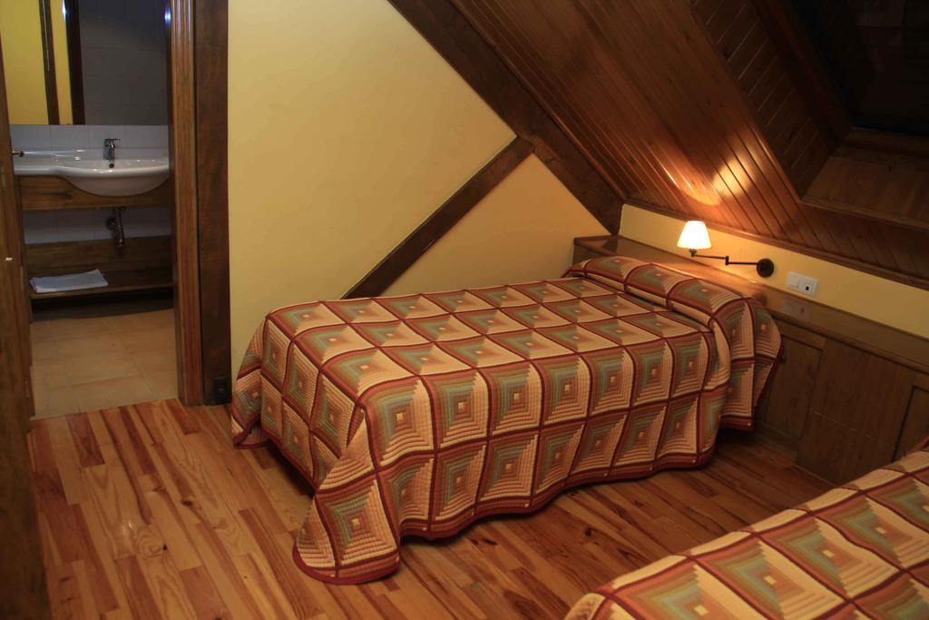 Hotel, Bungalows Y Camping Víu חדר תמונה